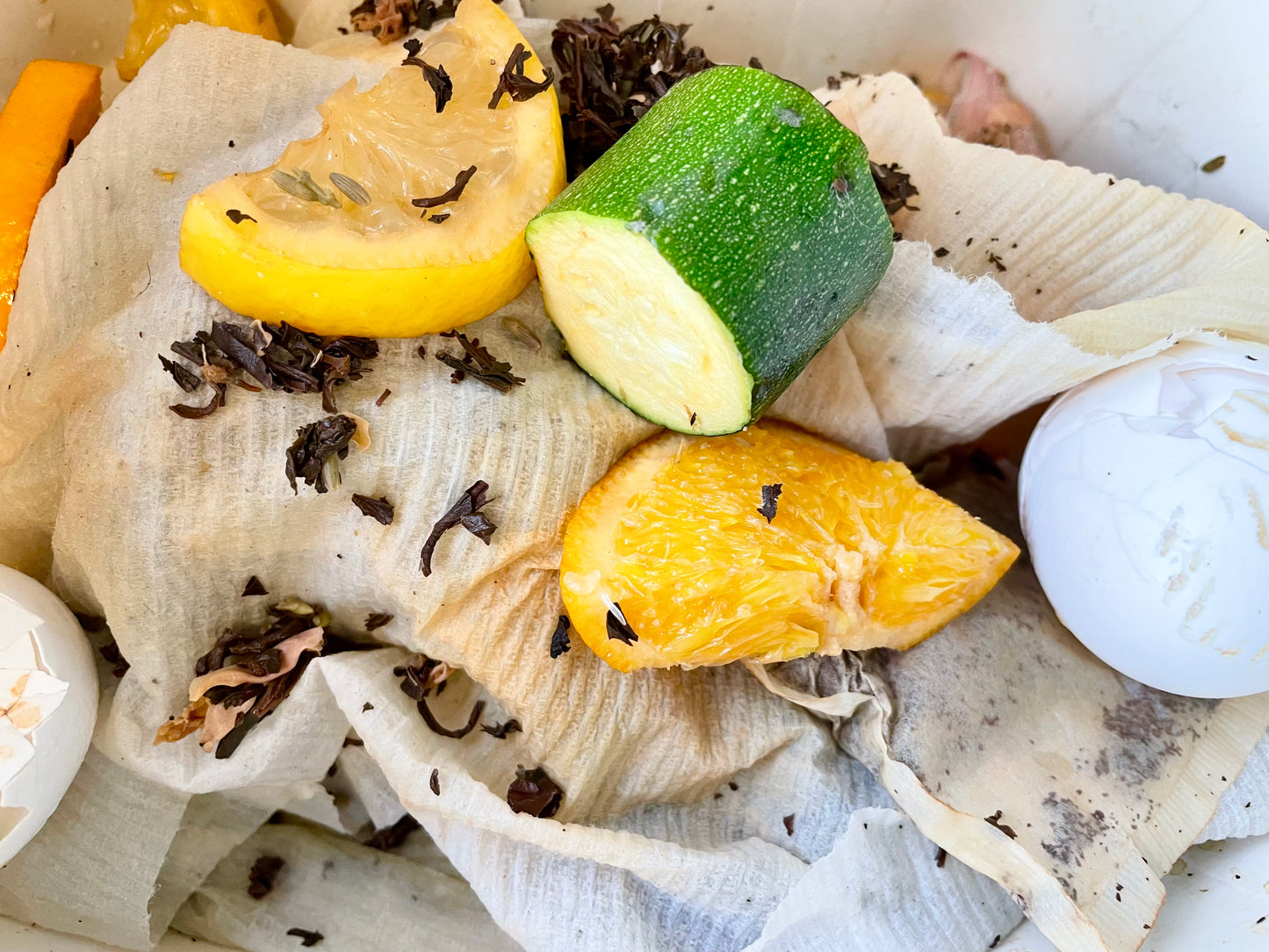 Speckled Compost Bin