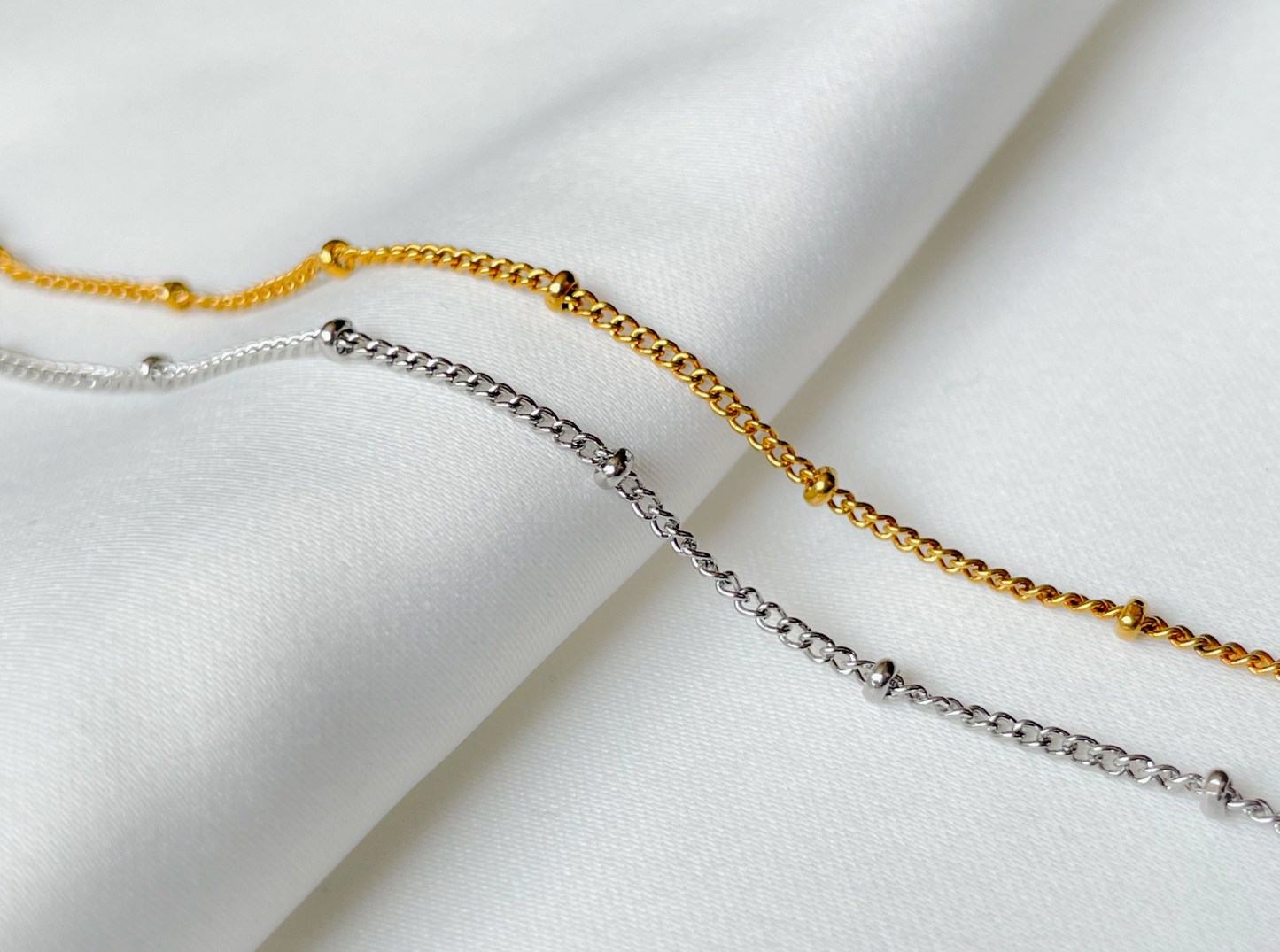 Dainty Beaded Necklace