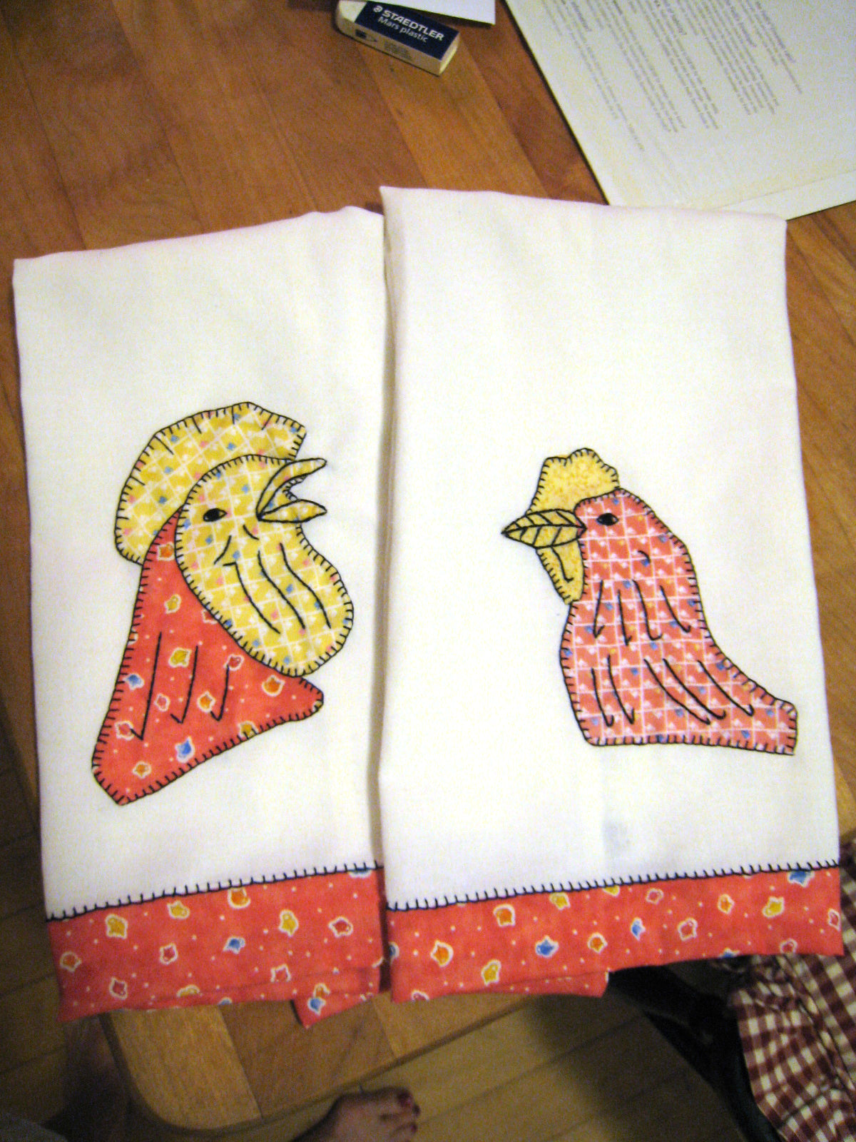 Island Farm Chicken Dish Towel Pattern