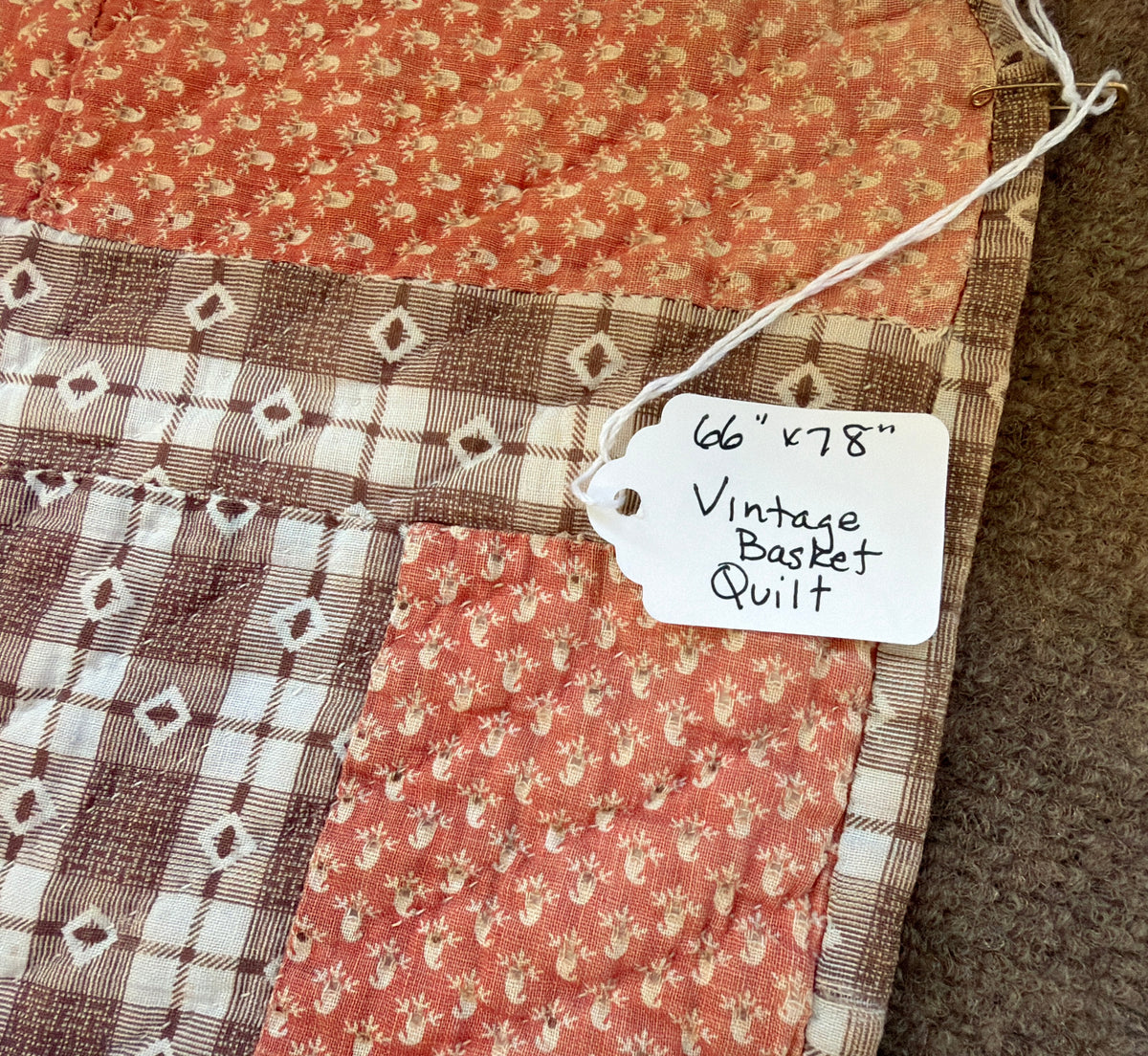 Vintage Quilt - Baskets