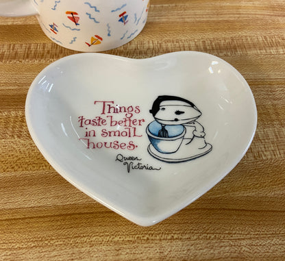 Small Houses Heart-Shaped Dish